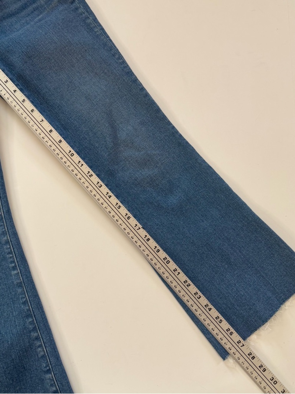 Madewell Jeans Womens 29 Mid Rise Kick Out Crop Stretch Raw Hem - Picture 11 of 12